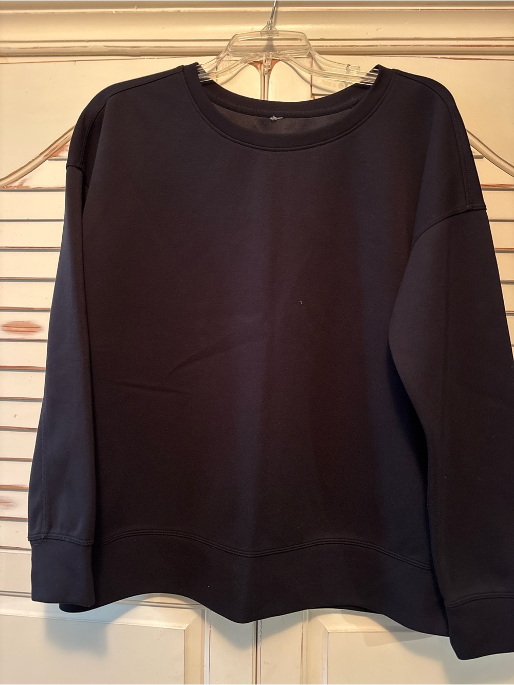 Mondetta Black Pullover Crewneck Sweatshirt